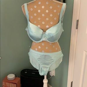 38DD AMBRIELLE bra and XL panties